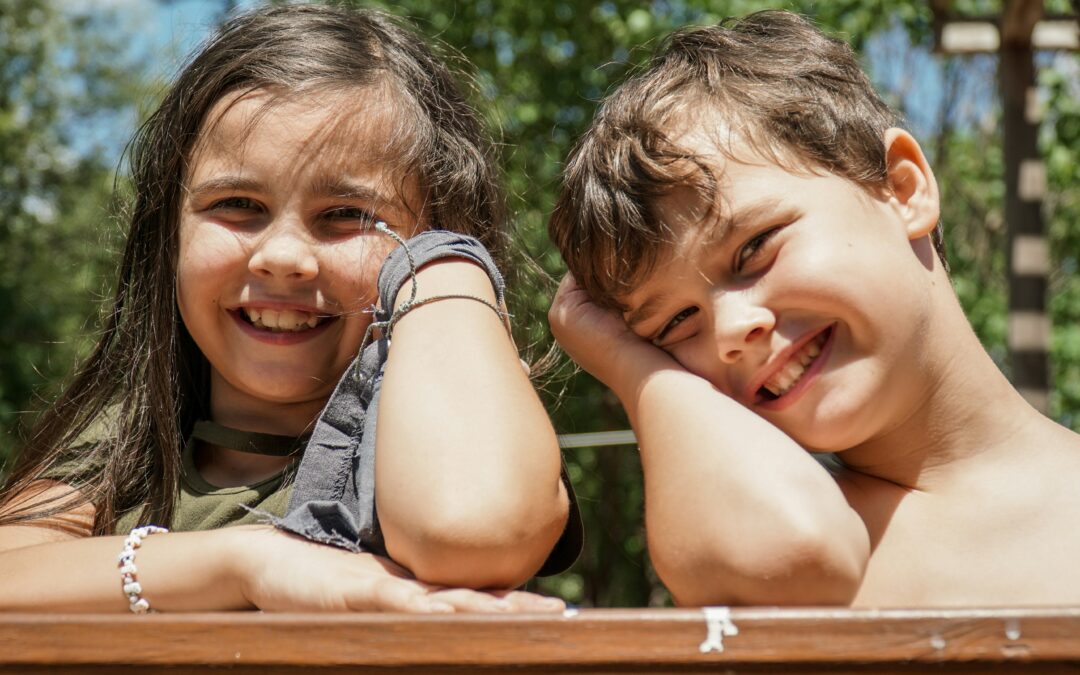 Come proteggere i primi dentini dei bambini: guida completa per genitori consapevoli