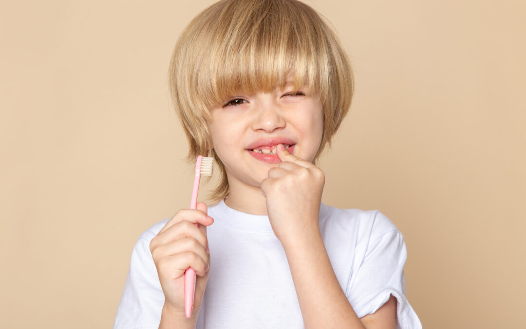 Prevenzione dentale nei bambini: fluoro, sigillature e buone abitudini